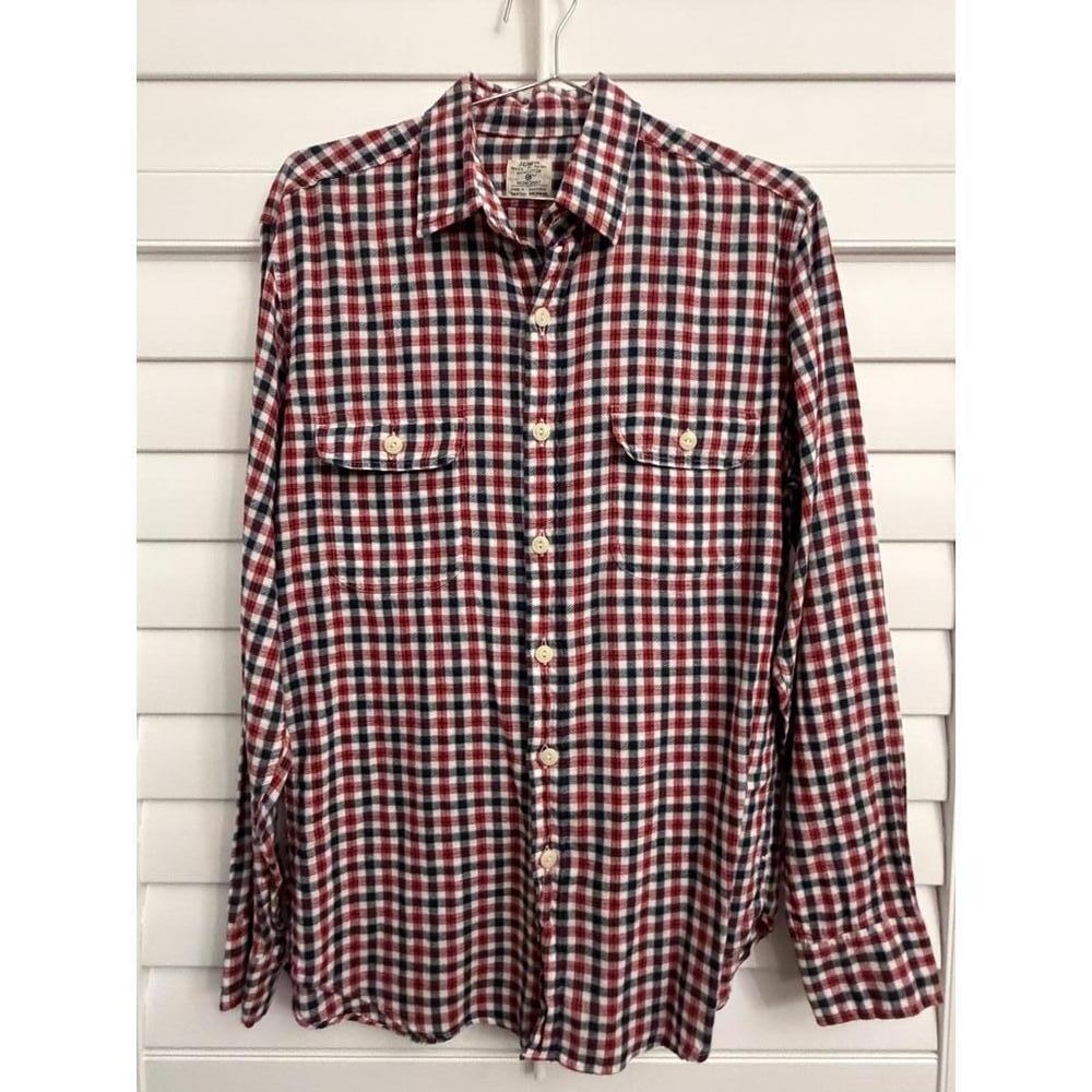 J.Crew Vintage men's red, white, and navy blue plaid‎ cotton flannel workshirt.